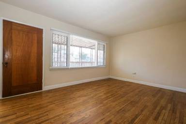 Main picture of 506 Avenida Victoria