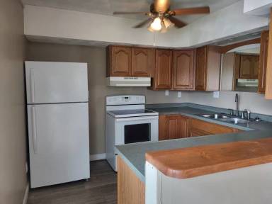 Main picture of 305 S Todds Ferry Rd