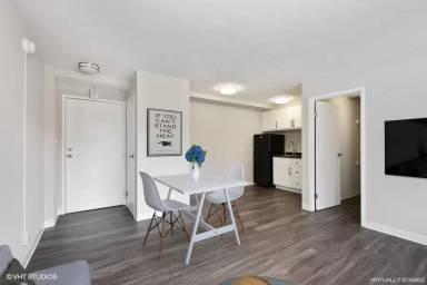 Main picture of 330 Oak Grove