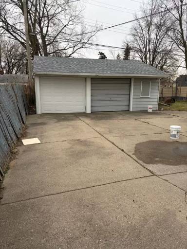 Main picture of 25725 Princeton St