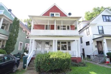 Main picture of 71 Sawyer St