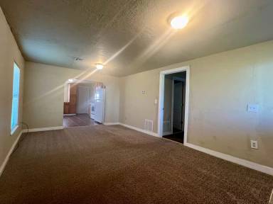 Main picture of 406 Potter Ave