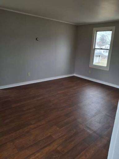 Main picture of 246 Lynwood Ave