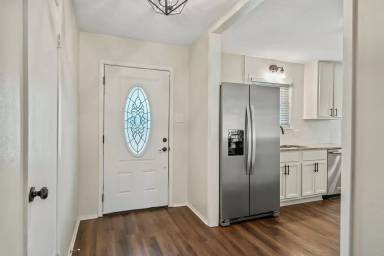 Main picture of 700 Top Hill Dr