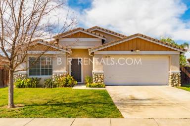 Main picture of 2857 Samantha Ct