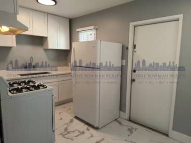 Main picture of 2137 E 16th St