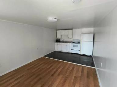 Main picture of 603 W Avenue L