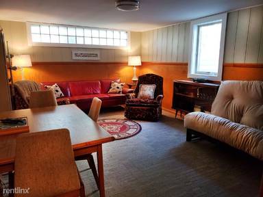 Main picture of 1212 Custer Ave