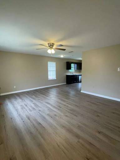 Main picture of 2555 Winchester Dr