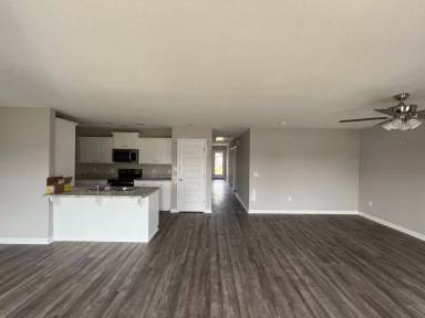 Main picture of 7054 White Pine Ave