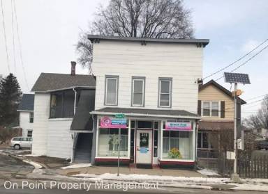 Main picture of 318 Wayne St