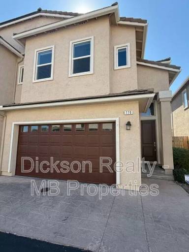 Main picture of 720 Sarcinella Ct