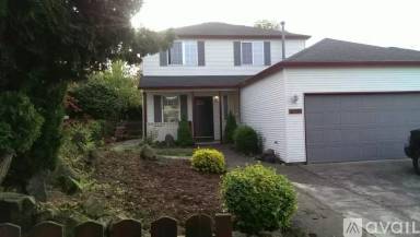 Main picture of 4003 NE 71st Ave