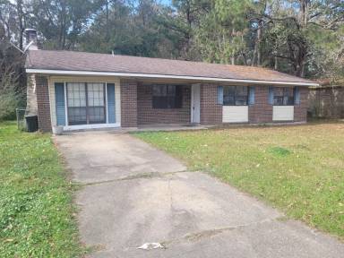 Main picture of 2907 W Park Dr