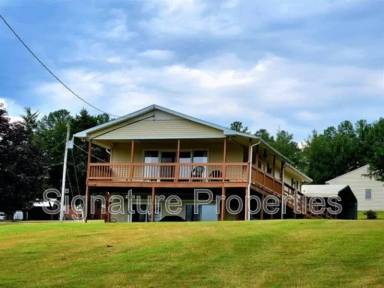 Main picture of 104 Juniper Ln