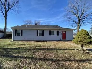 Main picture of 4929 E 21st St