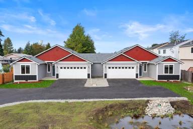Main picture of 11725 4th Ave E