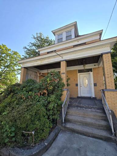 Main picture of 2268 Dellrose St
