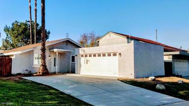 Main picture of 5065 Pearblossom Dr