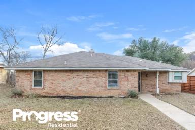 Main picture of 2155 Blueridge Dr