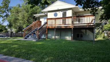 Main picture of 1105 W Story St