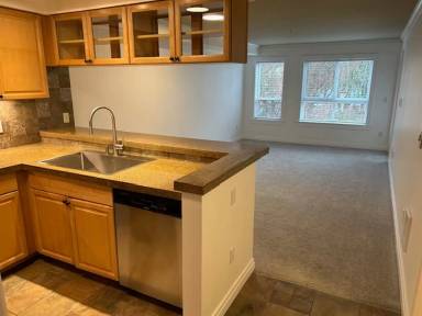 Main picture of 2805 NE 125th St