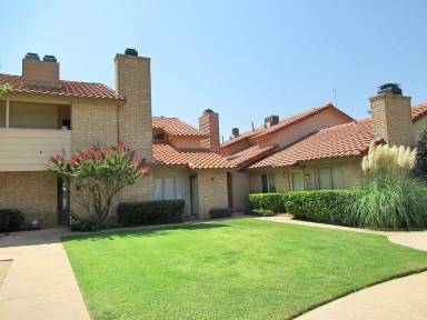 Main picture of 4739 2nd St