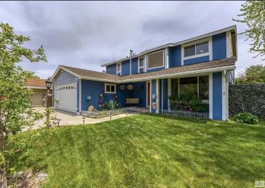 Main picture of 1 Heather Cir