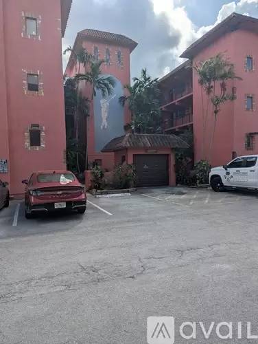 Main picture of 660 Tennis Club Dr