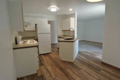 Main picture of 1350 Brown St