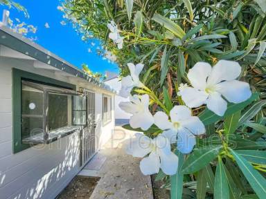 Main picture of 24318 Lomita Dr