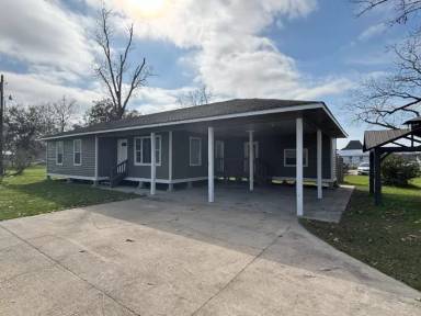 Main picture of 38501 Duplessis Rd