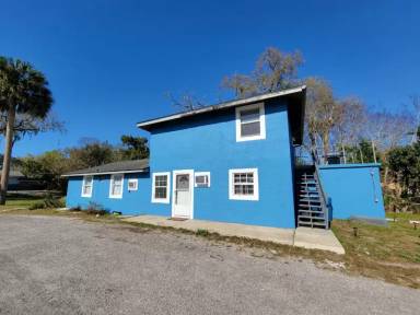 Main picture of 4469 N US Highway 17