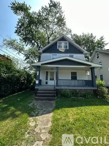 Main picture of 3591 W 134th St