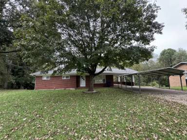 Main picture of 1416 Westwood Ln