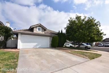 Main picture of 24372 Heron Ln