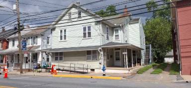 Main picture of 145 W High St