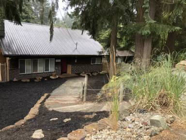 Main picture of 15742 Densmore Ave N