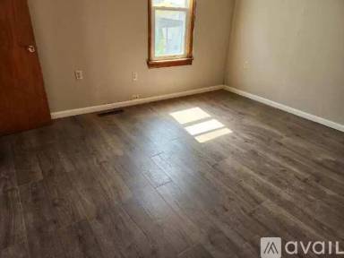 Main picture of 133 Carbon St
