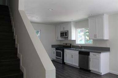 Main picture of 1180 W Adams Blvd