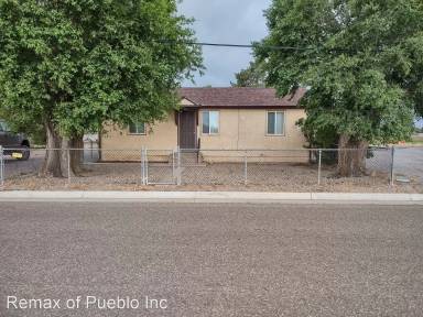 Main picture of 25618 Everett Rd