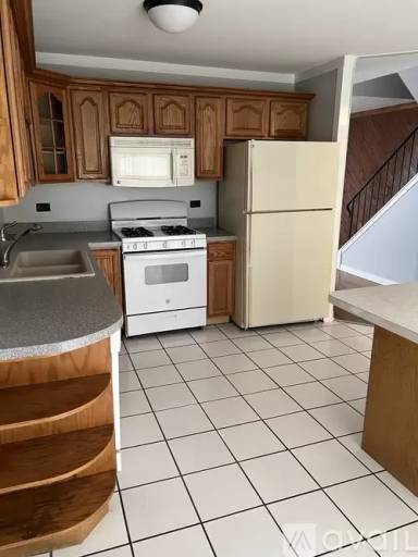 Main picture of 1420 Andover Dr