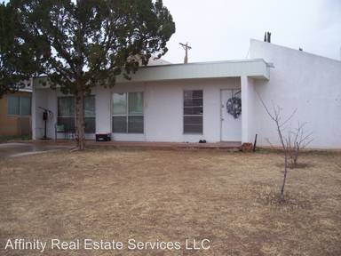 Main picture of 312 Russell St