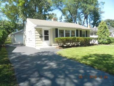 Main picture of 520 S Stewart Ave
