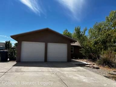 Main picture of 8104 Ruidoso Rd NE