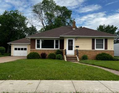 Main picture of 228 W Lexington Blvd