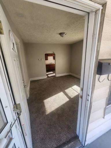 Main picture of 739 E 165th St