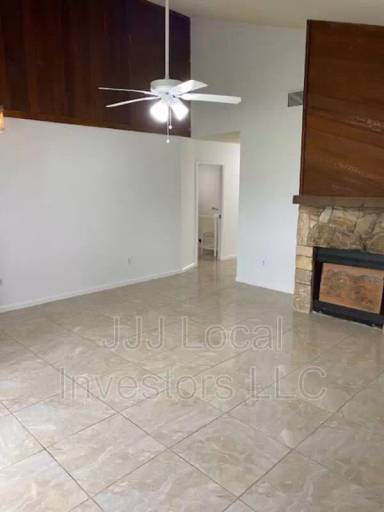 Main picture of 7297 Albany Rd