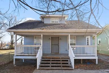 Main picture of 7237 Wabash Ave