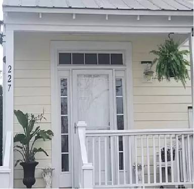 Main picture of 208 River Gate Ln